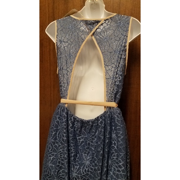 A'reve Open Back Lace Sleeveless Dress - Picture 4 of 8